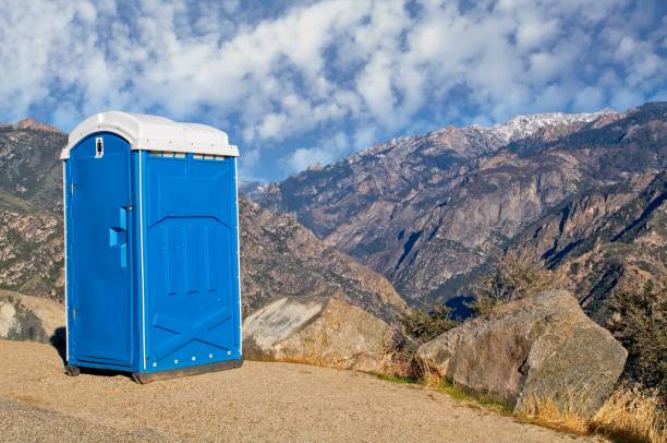 Best Portable bathroom rental  in Browns Point, WA